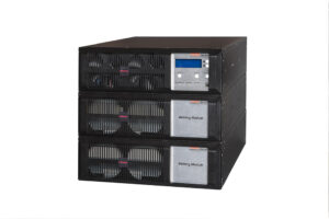 Toshiba UPS_T1000 Series UPS_5.2-6.0kVA Rack_Front with dual BC L3Q_LR